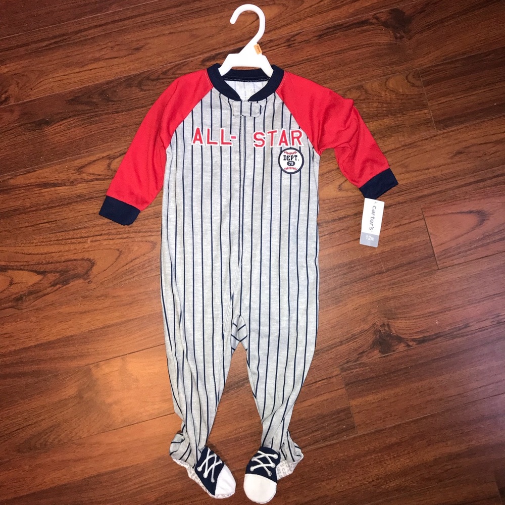 NEW ❤️ CARTERS | All Star Striped Onesie